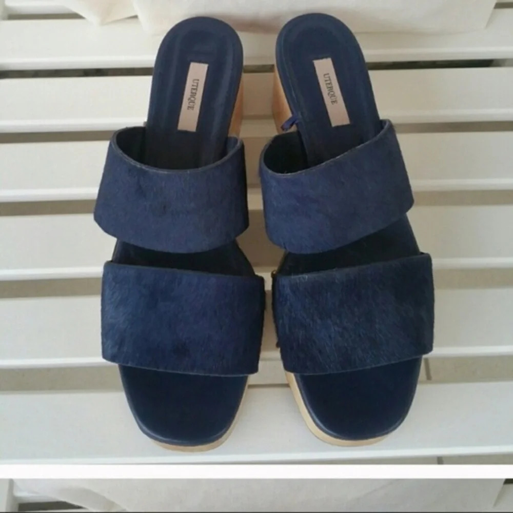 Uterque Navy Blue Women's Sandals
